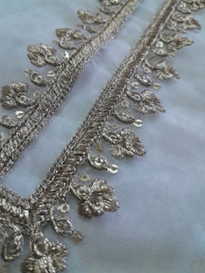 Mariab Neckline