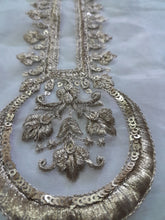 Load image into Gallery viewer, Mariab Neckline
