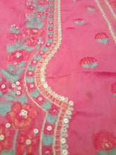 Load image into Gallery viewer, Mariab Neckline
