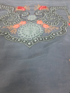 Mariab Centre Panel / Neckline