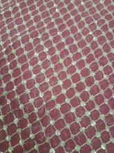 Load image into Gallery viewer, Mariab Fabric embroidered / Blouse

