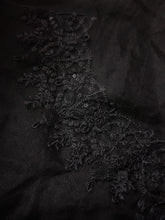 Load image into Gallery viewer, Mariab Neckline
