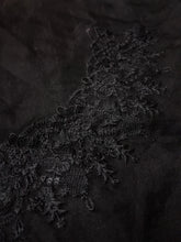 Load image into Gallery viewer, Mariab Neckline
