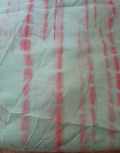 Load image into Gallery viewer, Mariab Fabric Tie &amp; Die
