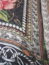 Load image into Gallery viewer, Mariab Duppta Silk
