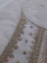 Load image into Gallery viewer, Mariab Neckline and Patches Set
