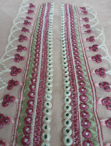 Republic Neckline