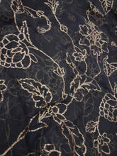 Load image into Gallery viewer, Mariab Duppta Fabric
