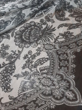 Load image into Gallery viewer, Mariab Duppta Silk
