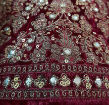 Load image into Gallery viewer, Mariab Patch Foil Work Velvet
