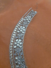 Load image into Gallery viewer, Mariab Neckline Thin
