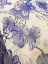 Load image into Gallery viewer, Mariab Duppta Printed Chiffon
