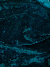 Load image into Gallery viewer, Mariab Fabric Plain Velvet
