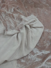 Load image into Gallery viewer, Mariab Fabric Plain Velvet
