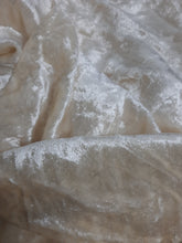 Load image into Gallery viewer, Mariab Fabric Plain Velvet
