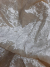 Load image into Gallery viewer, Mariab Fabric Plain Velvet
