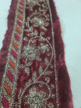 Load image into Gallery viewer, Mariab Patch Velvet

