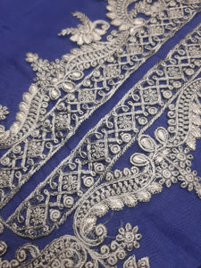 Mariab Neckline