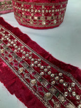 Load image into Gallery viewer, Mariab Patch Velvet
