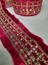 Load image into Gallery viewer, Mariab Patch Velvet
