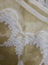 Load image into Gallery viewer, Mariab Duppta Jacquard
