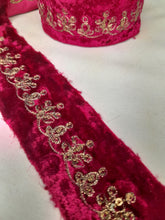 Load image into Gallery viewer, Mariab Patch Velvet
