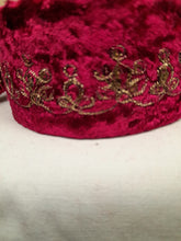 Load image into Gallery viewer, Mariab Patch Velvet
