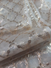 Load image into Gallery viewer, Mariab Fabric Jacquard Organza / lurex
