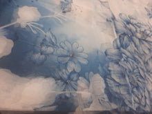 Load image into Gallery viewer, Mariab Duppta Printed Organza
