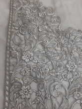 Load image into Gallery viewer, Mariab Patch Cutwork Style
