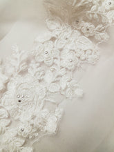 Load image into Gallery viewer, Mariab Patch Pearl Embellished
