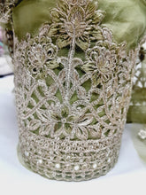 Load image into Gallery viewer, Mariab Patch Cut Work

