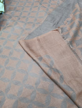 Load image into Gallery viewer, Mariab Shawl Ready to wear Woven
