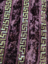 Load image into Gallery viewer, Mariab Patch Set velvet shawl
