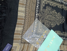 Load image into Gallery viewer, Mariab Shawl Wool Ready to Wear
