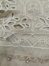 Load image into Gallery viewer, Mariab 2-Piece Ready to Wear

