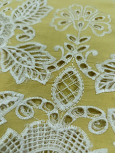 Mariab Fabric Luxe Qureshia style