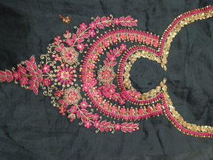 Mariab Neckline hyderabadi