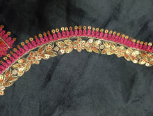Load image into Gallery viewer, Mariab Neckline hyderabadi
