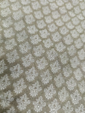 Load image into Gallery viewer, Mariab Fabric Jacquard Softest
