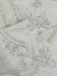 Mariab Neckline Angrakha & Patch set