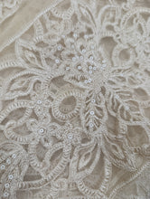 Load image into Gallery viewer, Mariab Patch Cut work style
