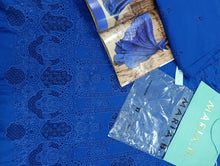 Load image into Gallery viewer, Mariab Shirt Luxe Qureshia style
