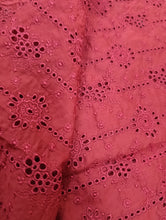 Load image into Gallery viewer, Mariab Fabric Luxe Chicken Kari Lawn

