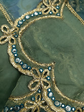 Load image into Gallery viewer, Mariab Duppta Chatta Patti Ready to wear
