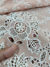 Load image into Gallery viewer, Mariab Shirt Luxe Qureshia style
