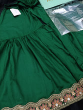 Load image into Gallery viewer, Mariab Trouser Gharara  kids / Ready To Wear
