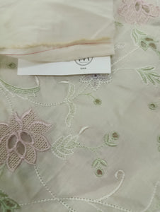 Mariab Fabric Luxe Lawn Embroidered