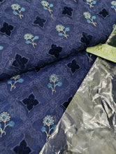 Load image into Gallery viewer, Mariab Front Luxe velvet applique Net
