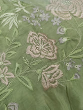 Load image into Gallery viewer, Mariab shirt Luxe Lawn Embroidered
